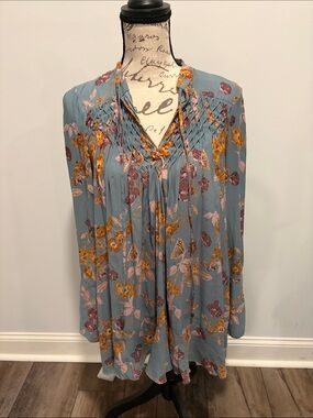 Free People Blue Floral Pintuck Peasant Tunic